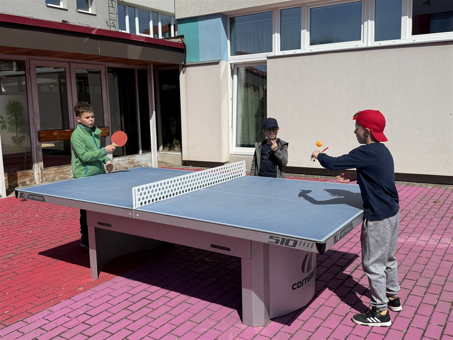 Hrajeme pingpong