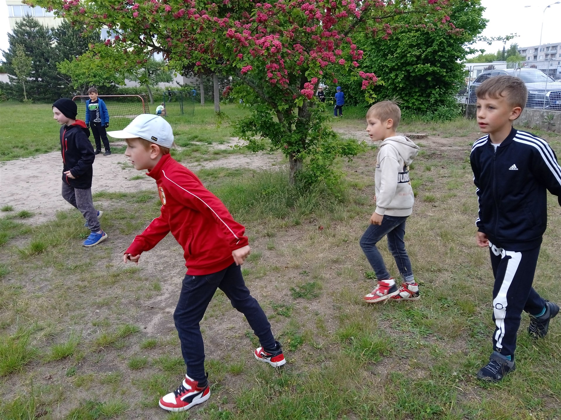 Naše 2 NEJ ze zahrady - fotbal a přetahovaná