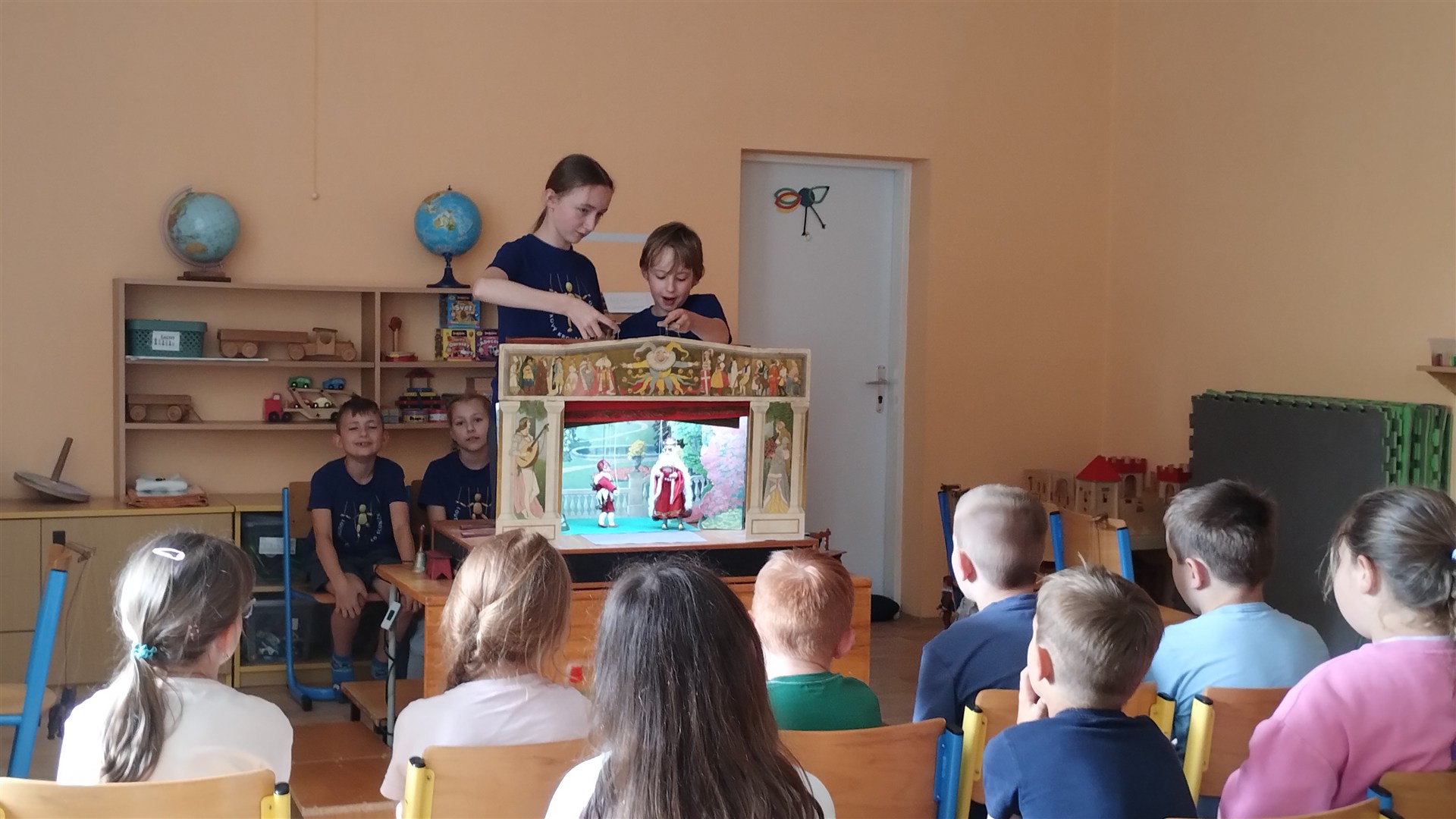 Představení loutkového kroužku 