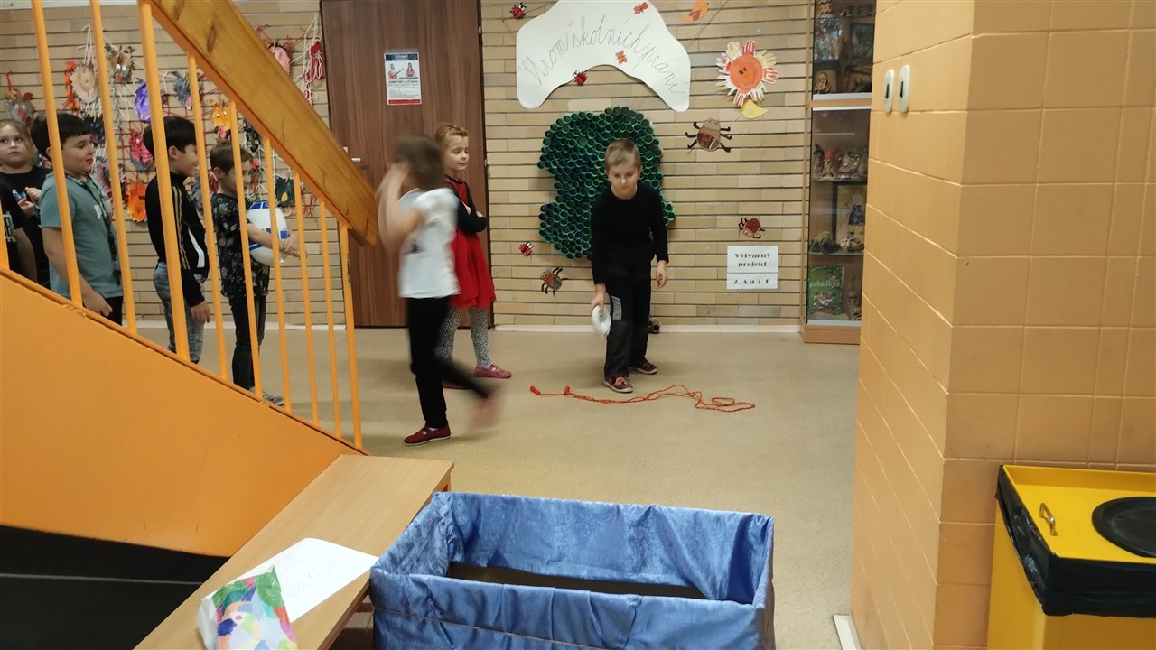 Házení svatozáří 