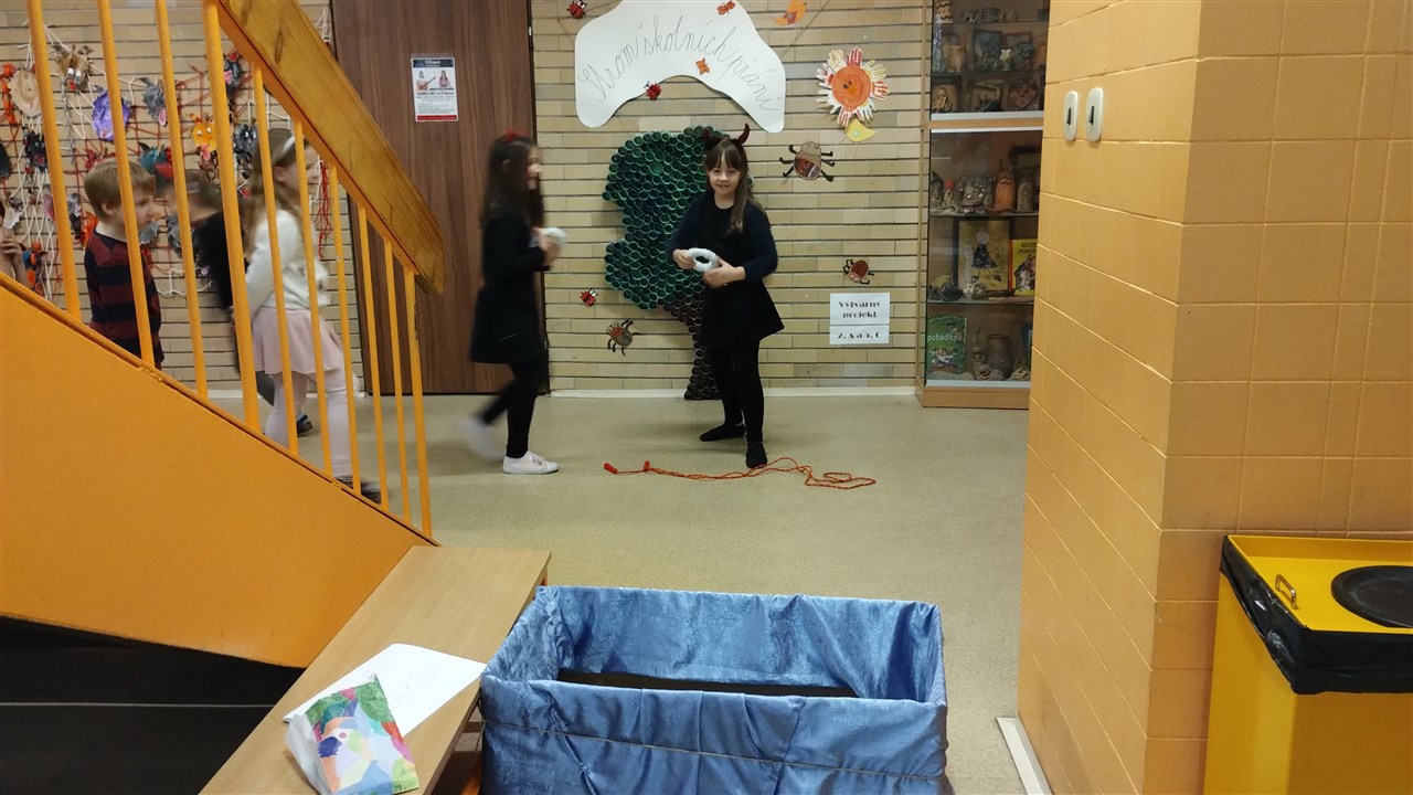 Házení svatozáří 