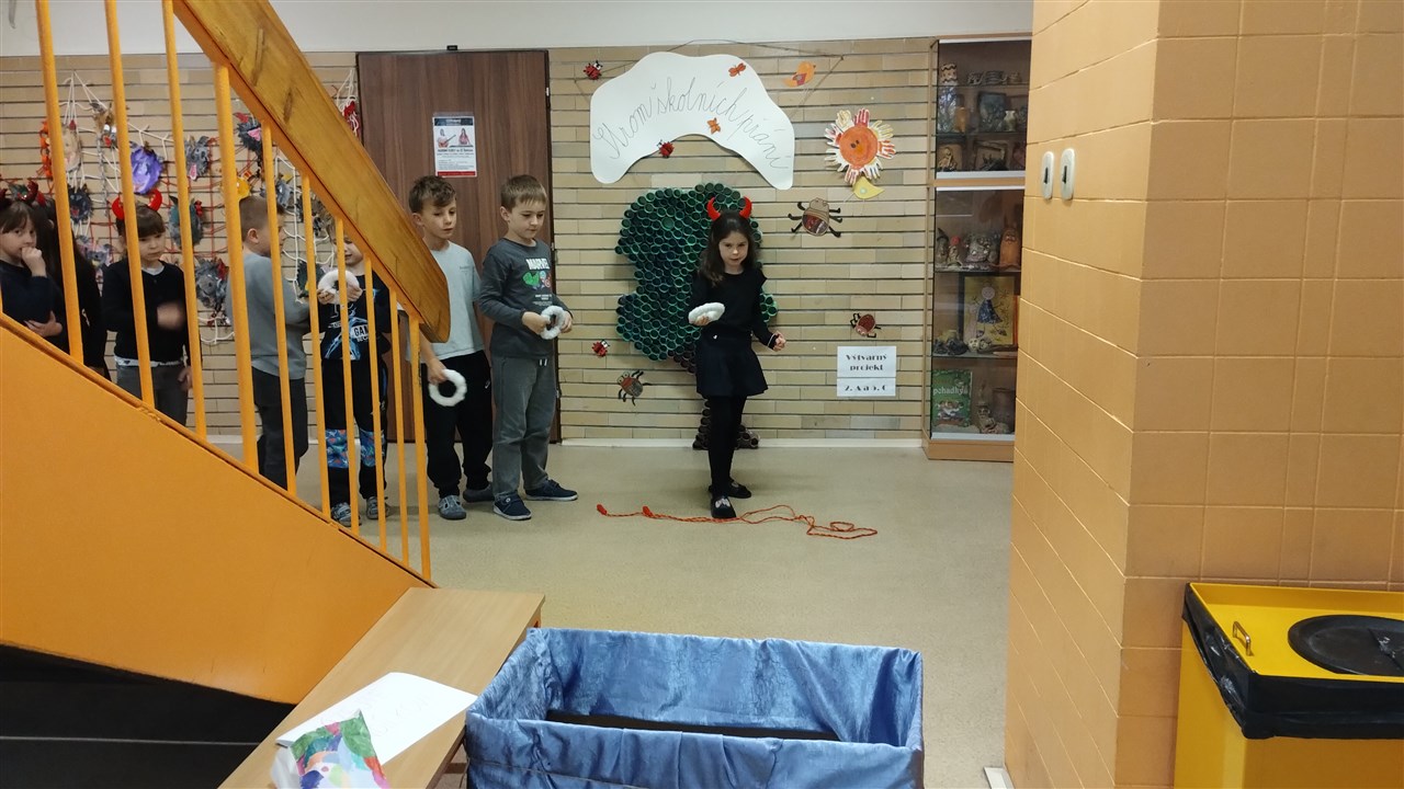 Házení svatozáří 