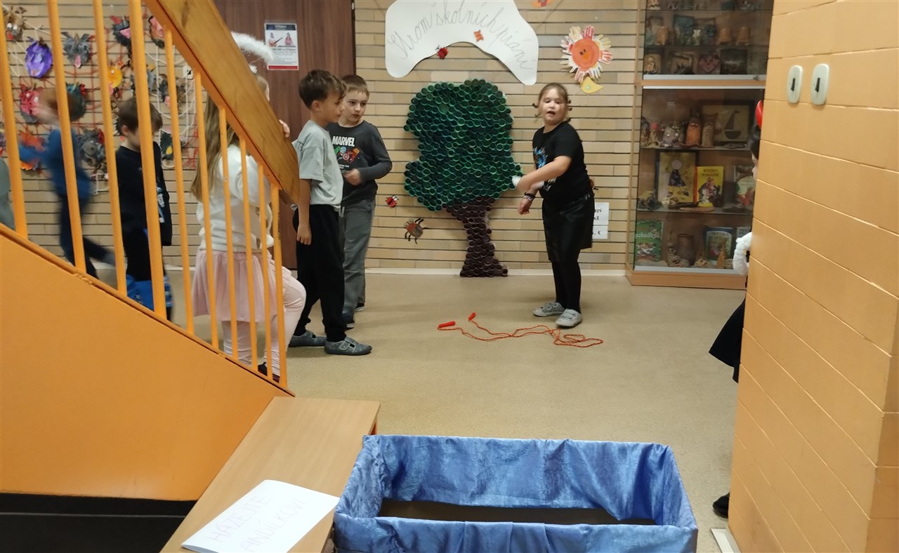 Házení svatozáří 