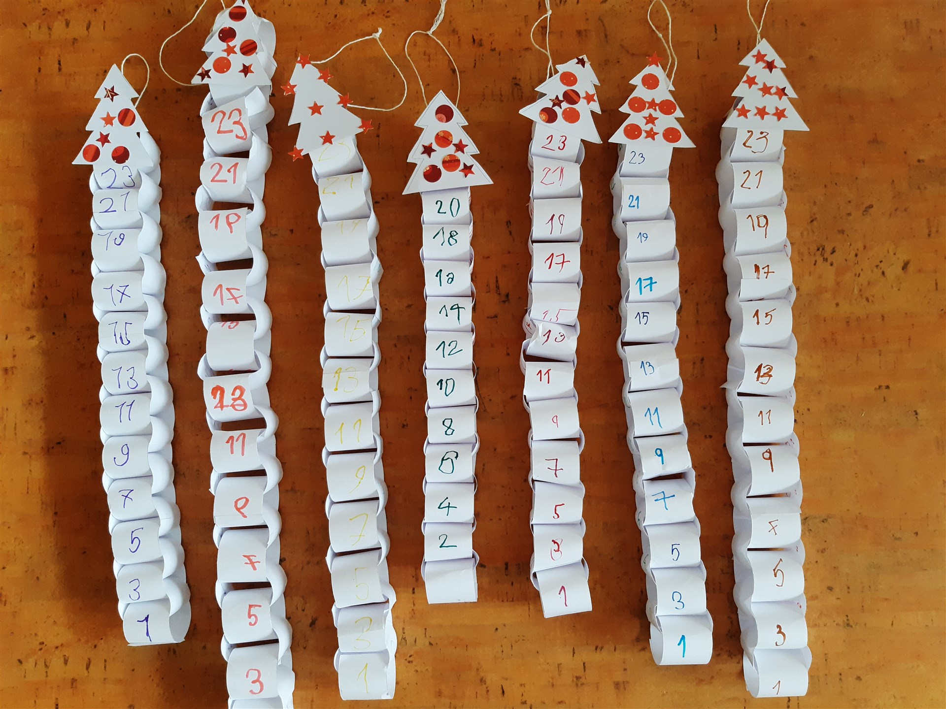 Adventní kalendář jako stříhací metr - listopad