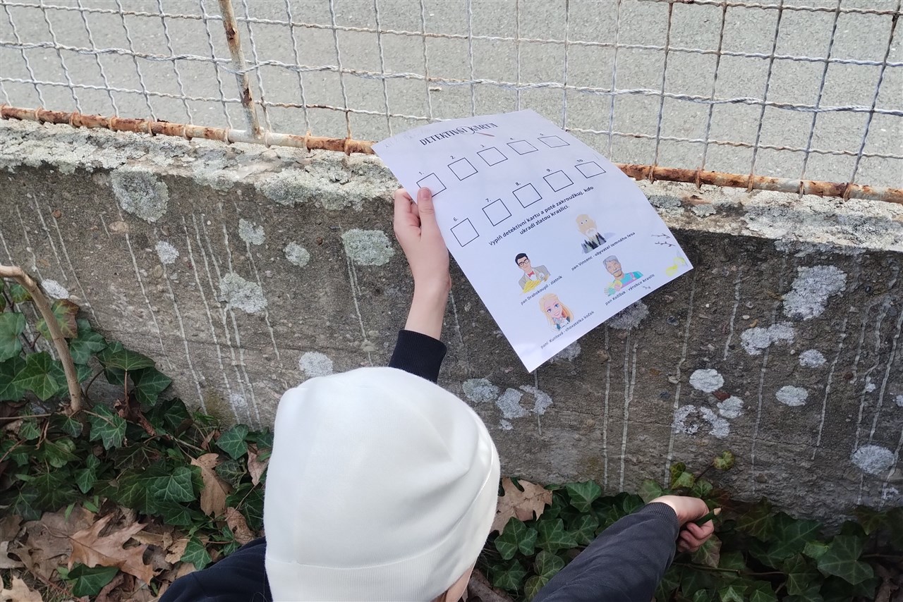 Detektivní karta